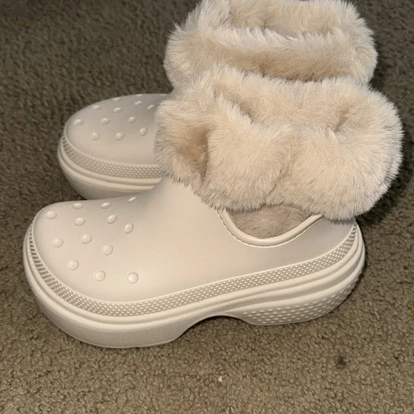 Crocs fur boots - Picture 2 of 9
